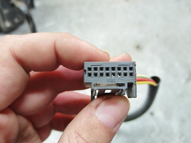 Зеркало наружное правое 9ODBI0 Volkswagen Touran купить на авторазборке