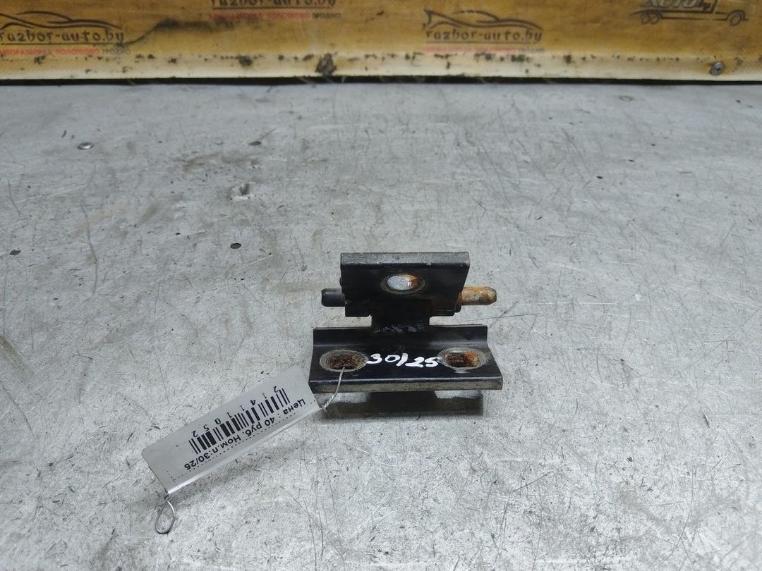 Петля двери передней левой R9XCC3 Volvo S60 купить на авторазборке