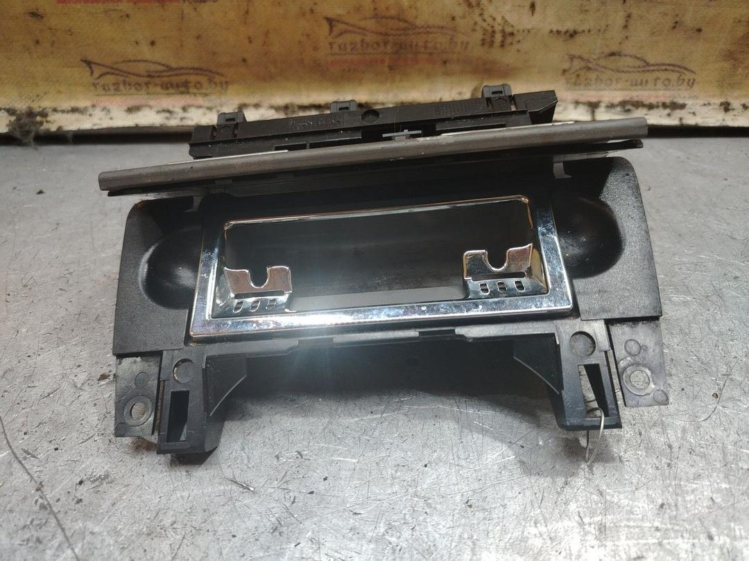 Пепельница ONET5I Audi A4 - Фото 1