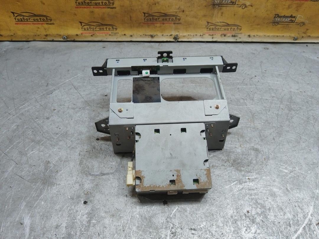 Монитор IS4H2I Toyota Avensis купить с доставкой. Огромный выбор запчастей и марок авто. У нас есть практически все.