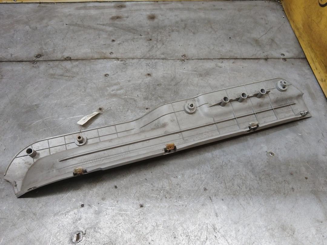 Накладка на порог BX4NQ7 Hyundai Trajet купить с доставкой