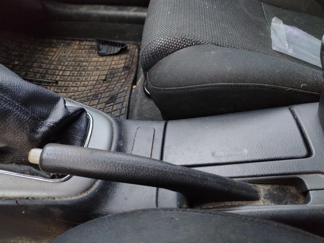 Рычаг ручного тормоза (ручника) G4LXCS Toyota Avensis