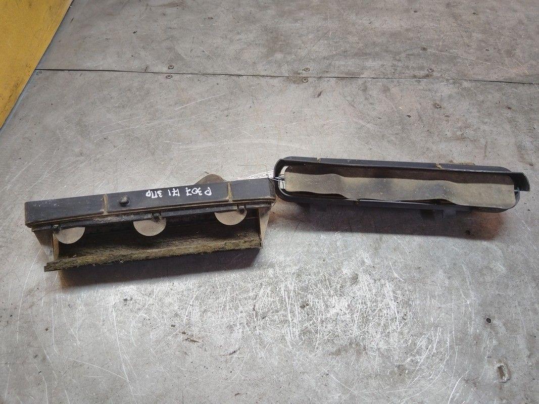 Решетка вентиляции кузова J0P1H9 Peugeot 307