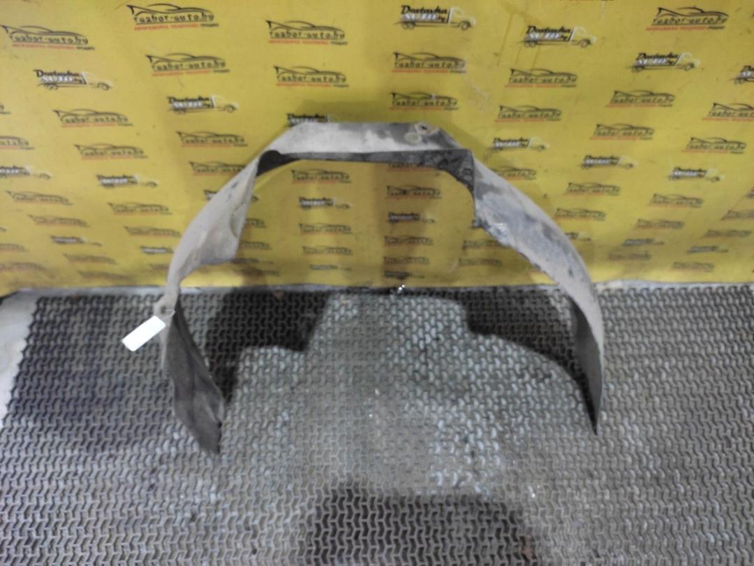 Защита арок передняя правая (подкрылок) BHT3P2 Audi 80 - Фото 1