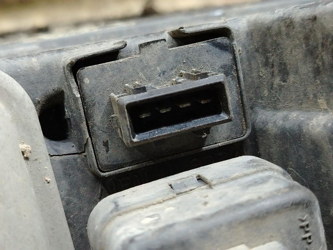 Фара левая TLUB2V Fiat Marea - Фото 9