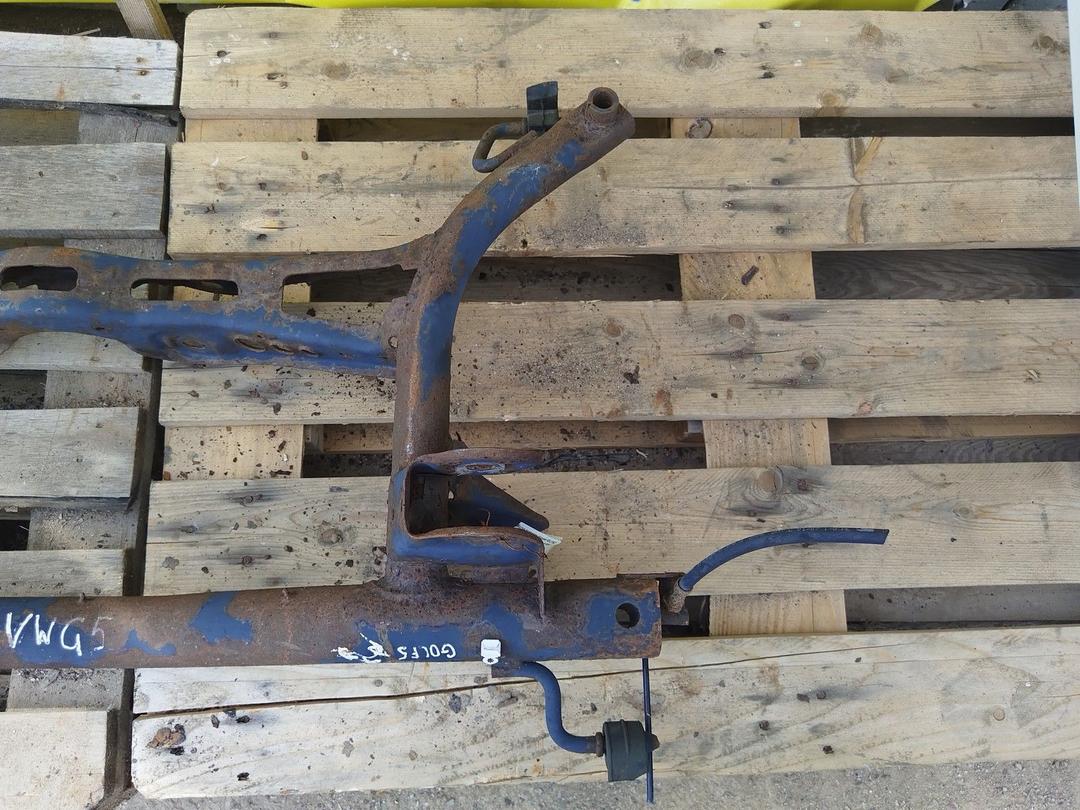 Балка подвески задняя IGLY5Z Volkswagen Golf - Фото 5