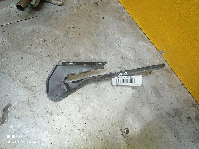 Петля капота VSNI4G Audi A4 - Фото 1