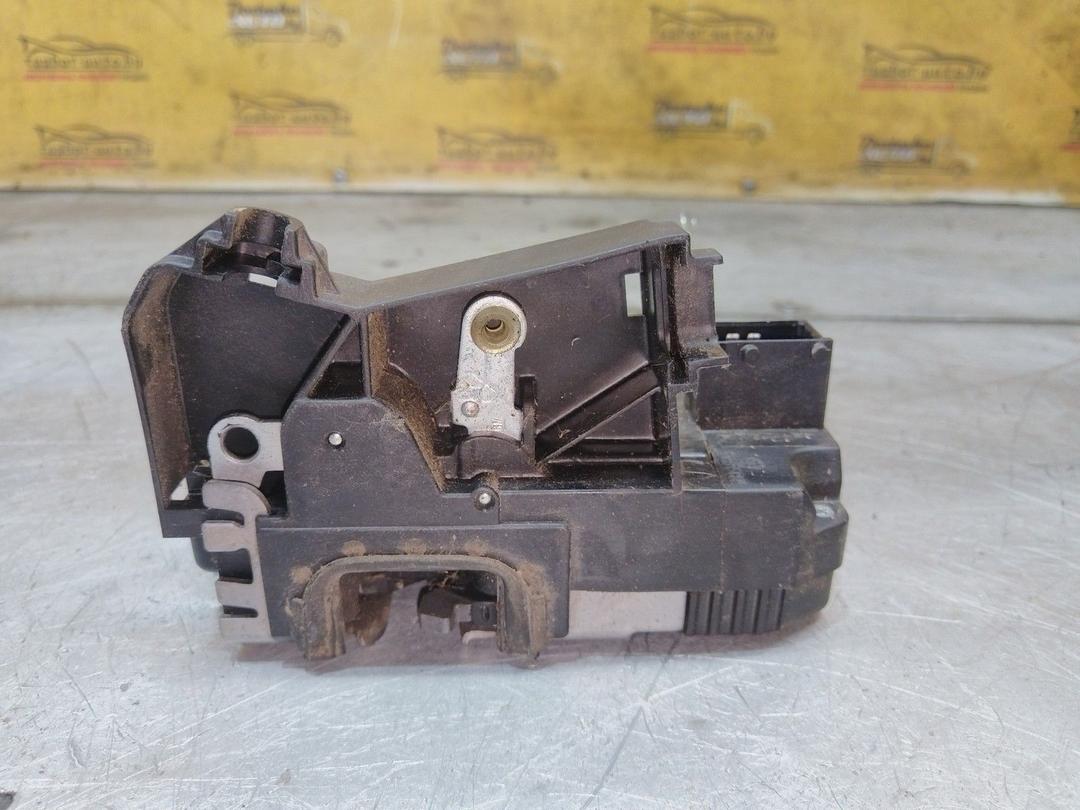 Замок двери передней правой 6GUIMA Opel Zafira купить на авторазборке