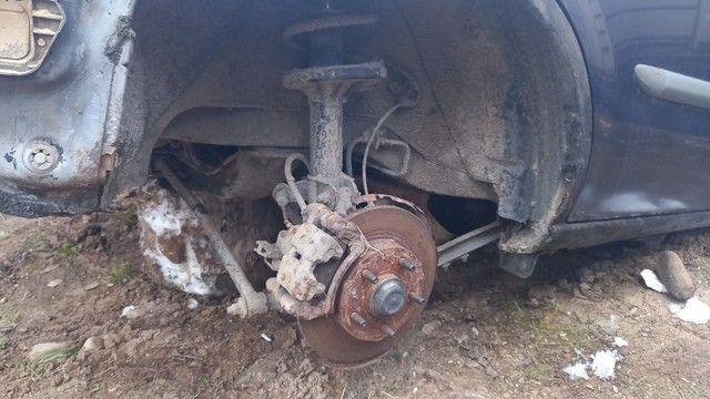 Кулак задний левый 2UZ0DN Mazda Premacy купить