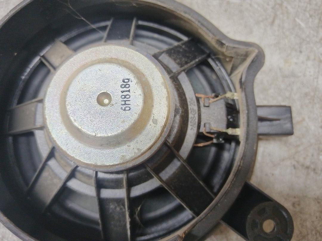 Динамик двери передней левой PY12H5 Volvo S40 купить на авторазборке