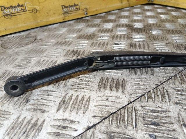 Щеткодержатель (поводок стеклоочистителя, дворник) 1LTOA6 Audi A6 купить на авторазборке