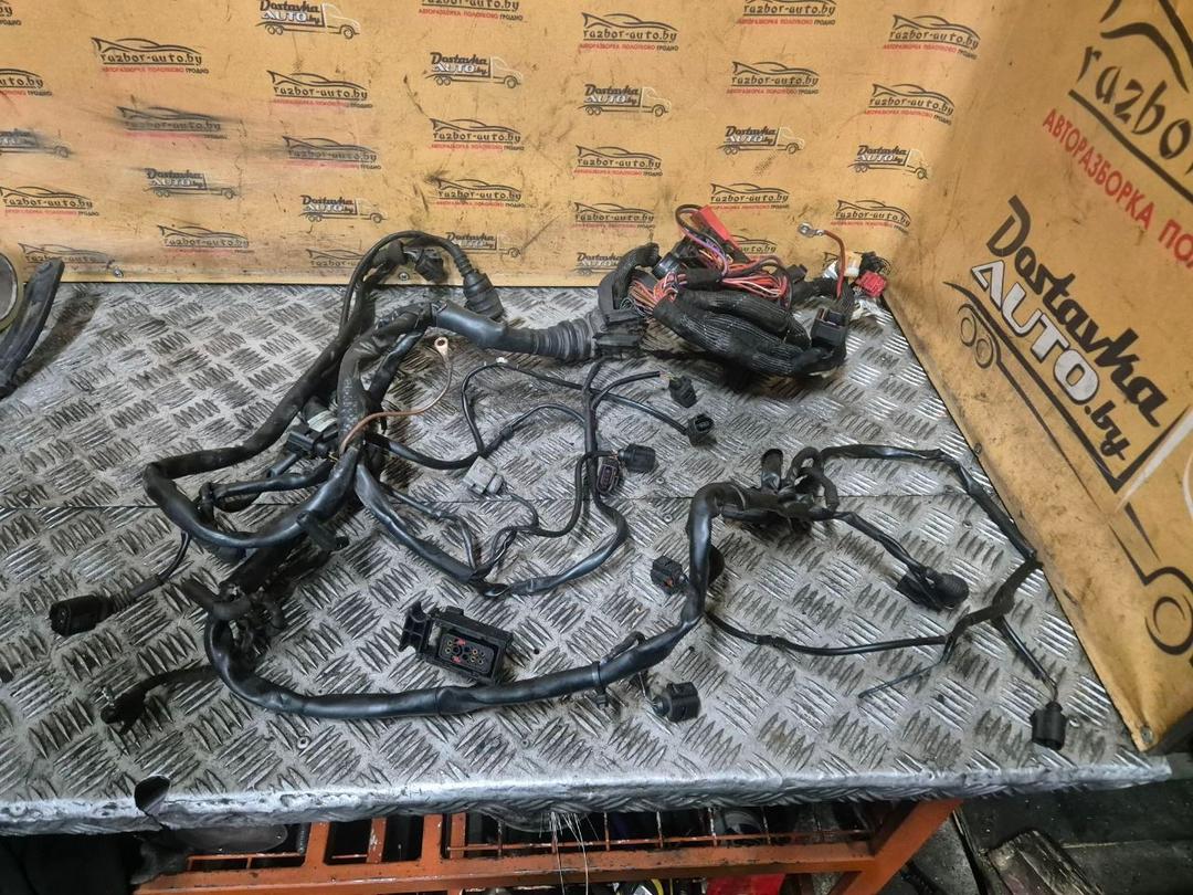 Проводка двигателя PV9Q0V Audi A4 - Фото 1