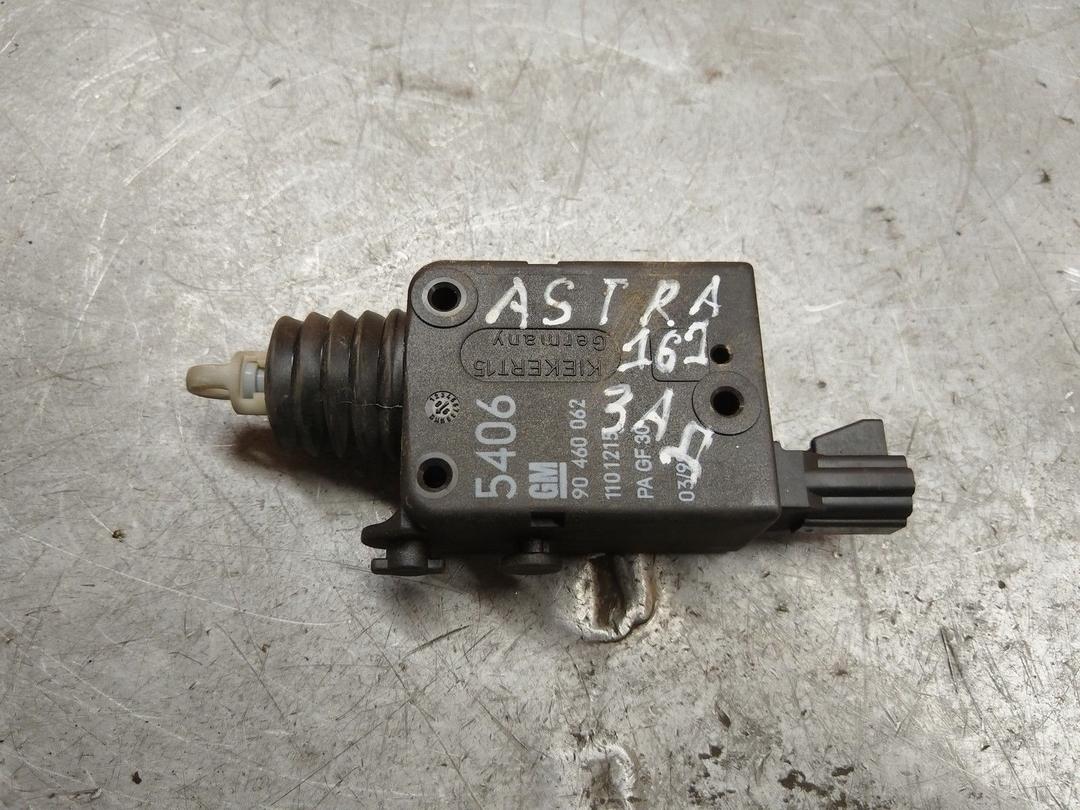 Активатор замка багажника HQ5K0J Opel Astra - Фото 3