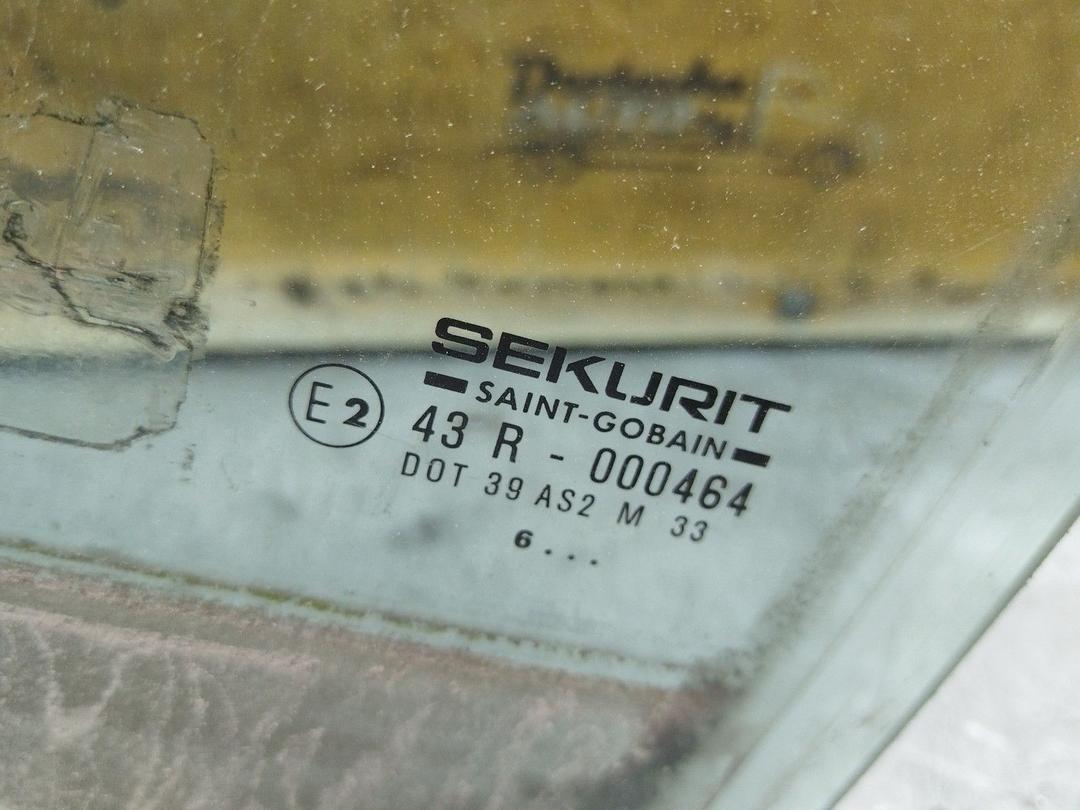 Стекло двери передней левой O066R6 Renault Espace купить