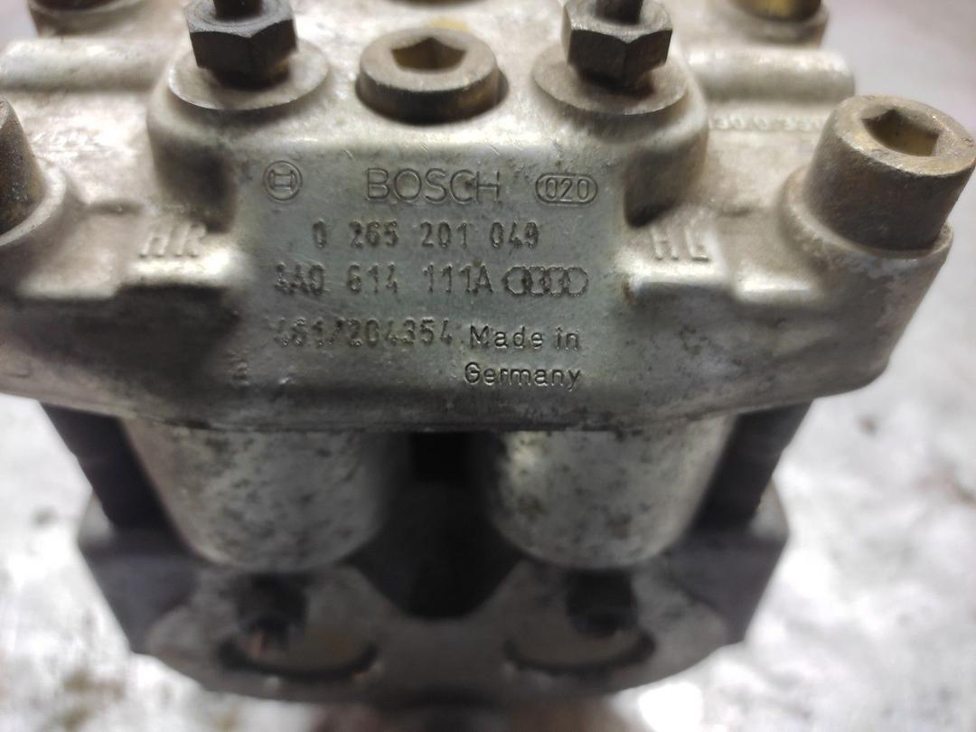 Блок ABS F1WBJX Audi 80 купить в магазине запчастей бу