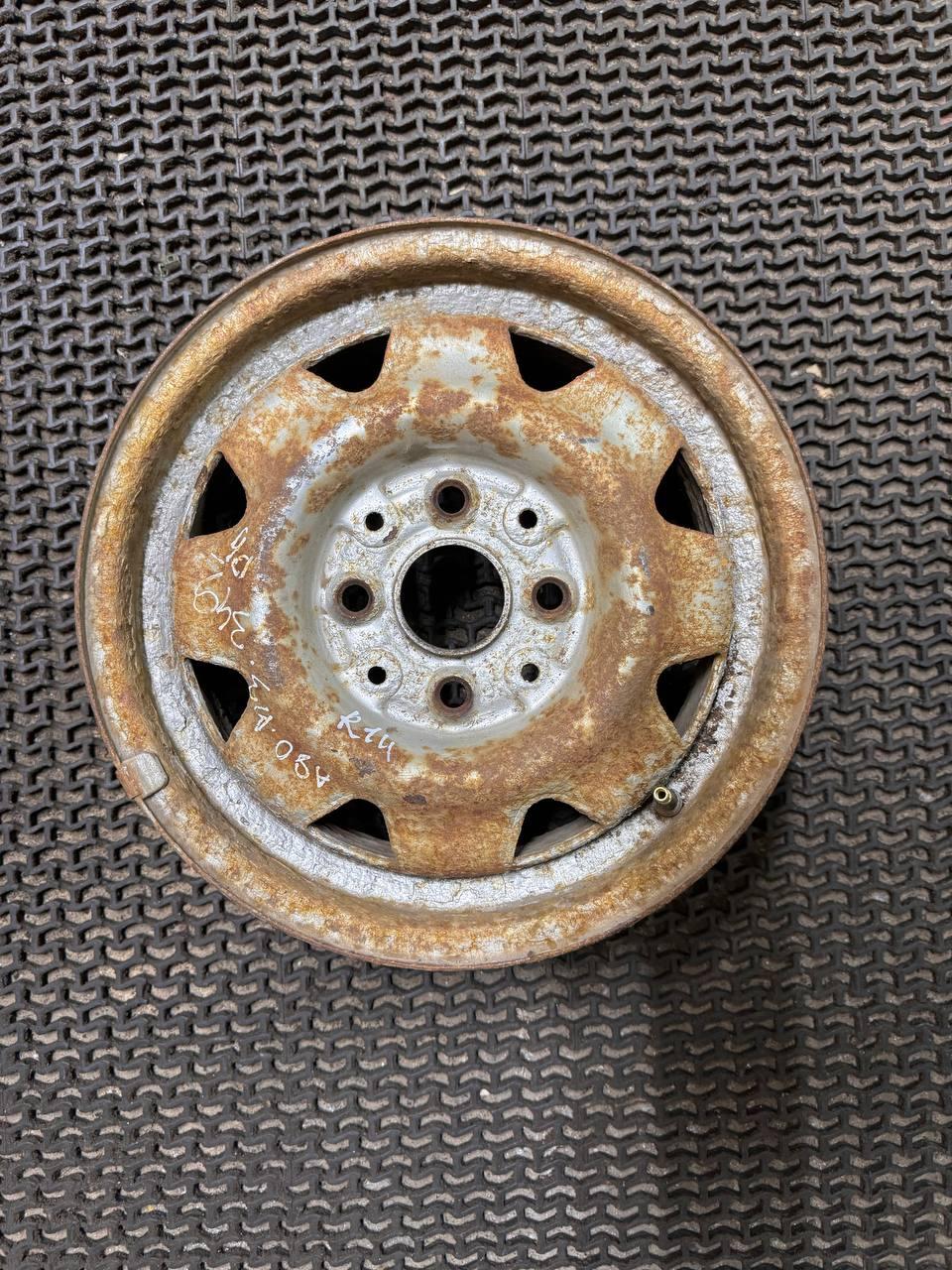 Диск штампованный R14    0C5OHM Audi 80 купить