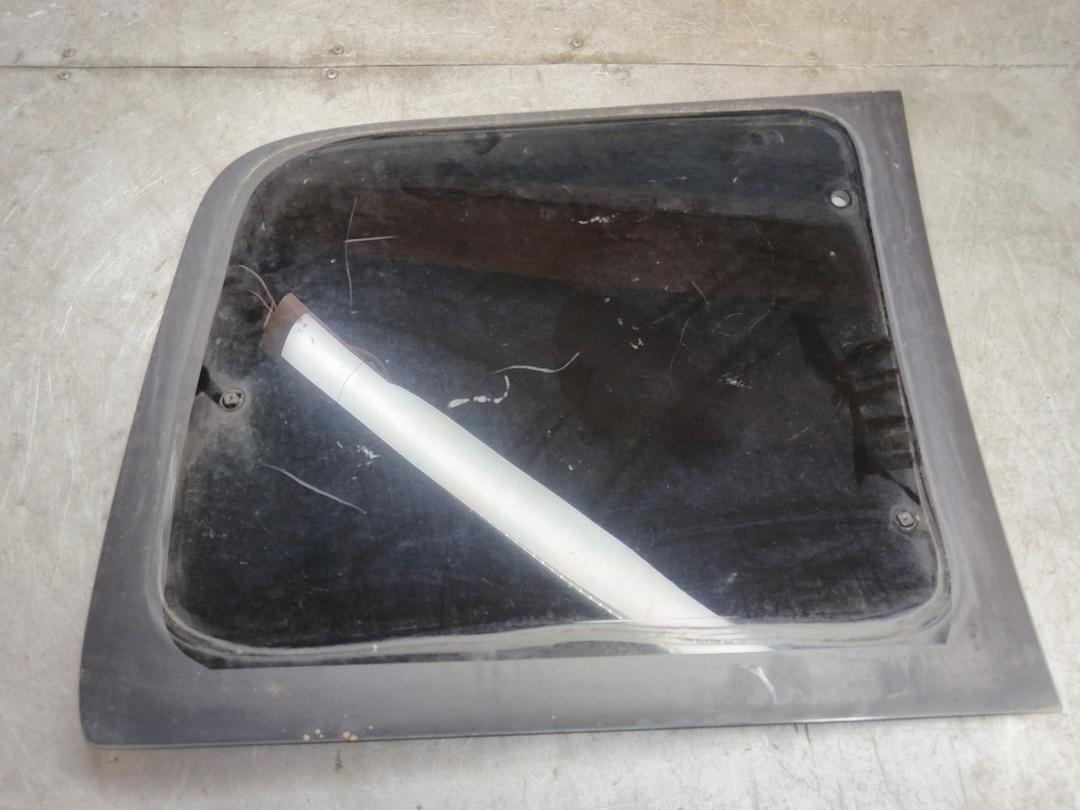 Стекло кузовное боковое левое 42SBIS Citroen Berlingo купить с доставкой