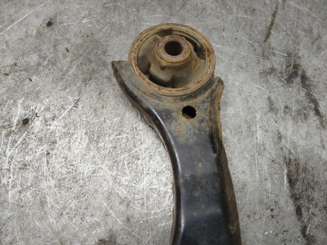 Рычаг передний левый TMO1DJ Kia Sorento купить в магазине запчастей бу