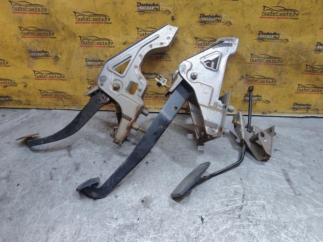 Узел педальный (блок педалей) 9XP2E5 Kia Carnival - Фото 2