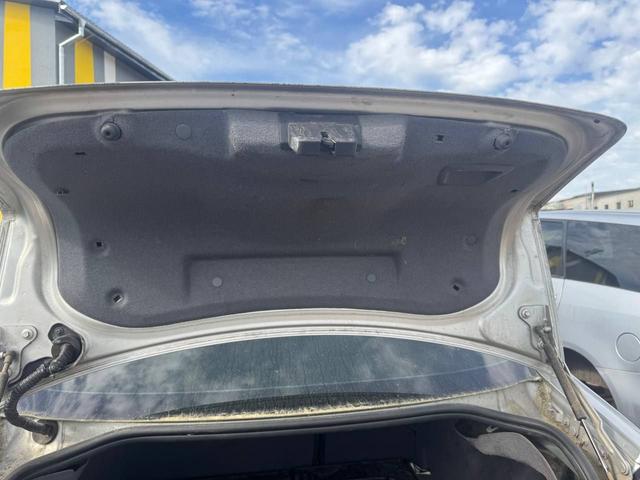 Обшивка крышки багажника J0ZRYL Volvo S40 купить