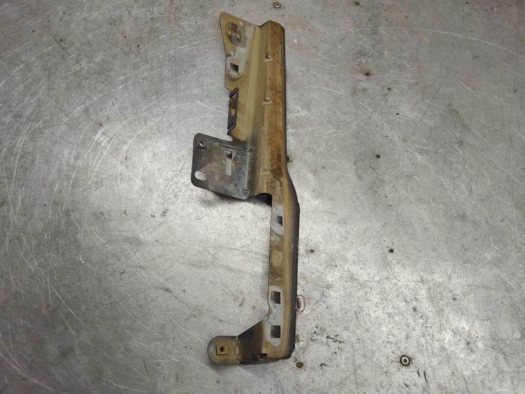 Кронштейн крепления крыла переднего левого HQS1CY Citroen C4 купить