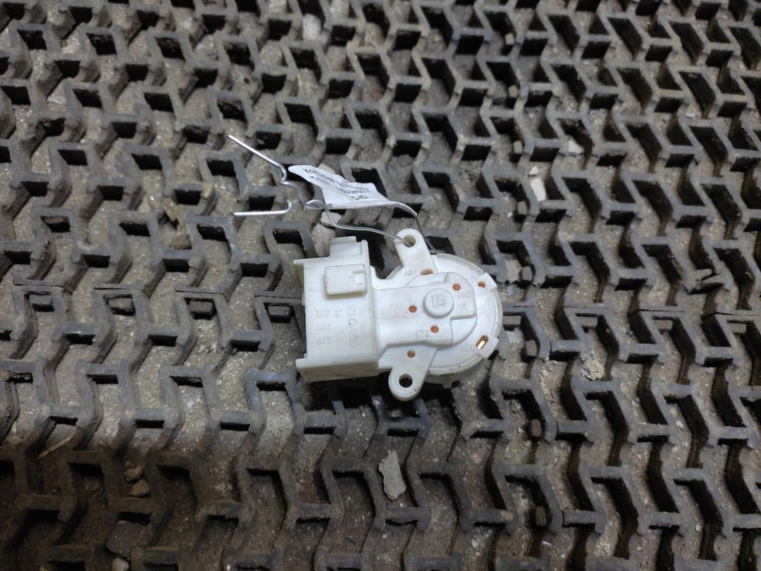 Контактная группа O3GT2Y Toyota Avensis Verso купить с доставкой