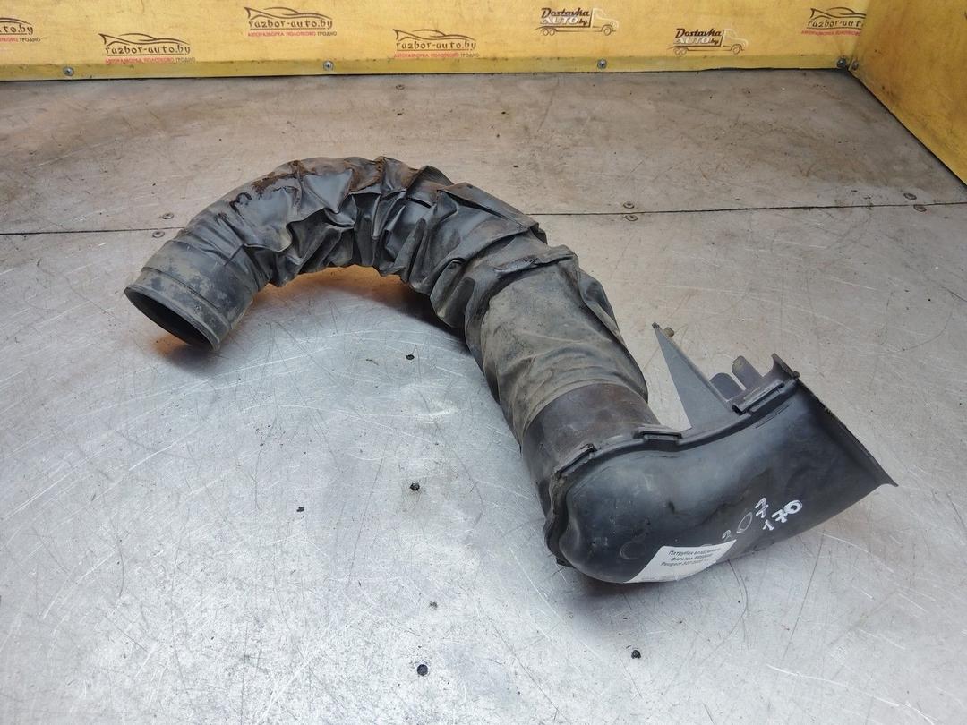 Патрубок воздушного фильтра EE86WB Peugeot 307 - Фото 1