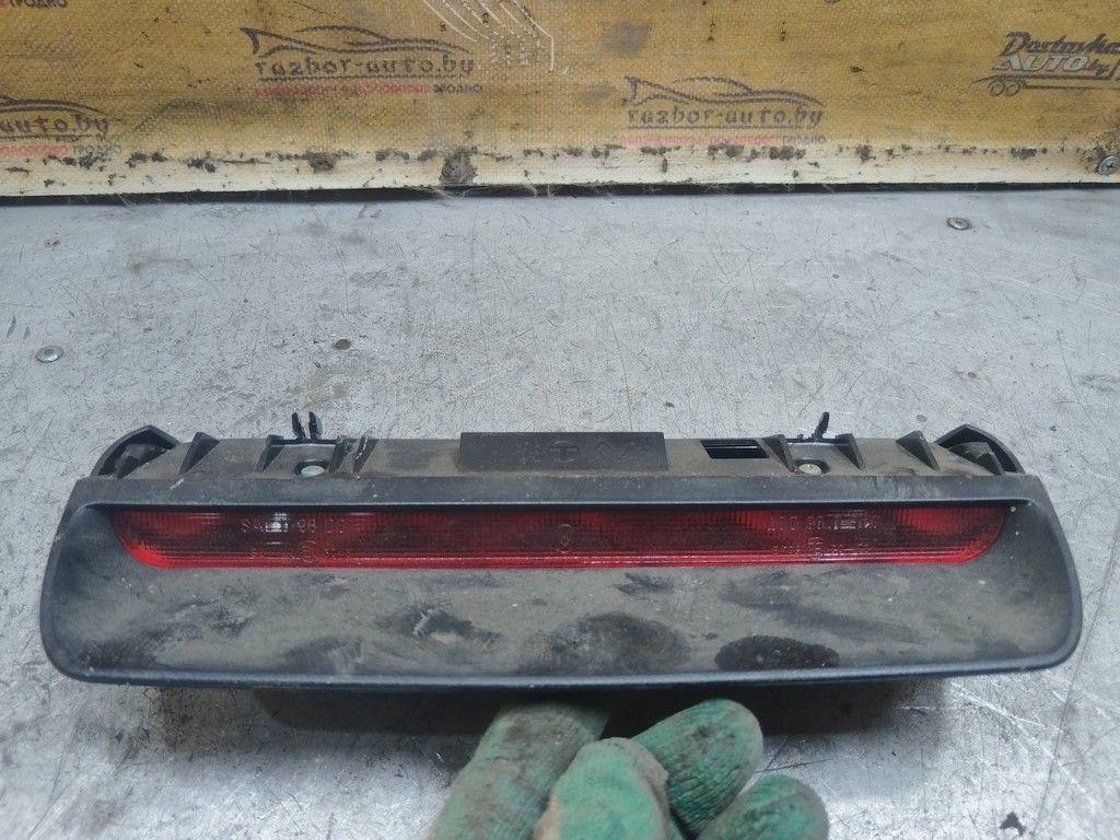 Стоп-сигнал 8KNM77 Citroen Xsara Picasso - Фото 1