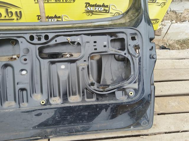 Крышка багажника (дверь 3-5) 31Q7MR Toyota Yaris Verso undefined