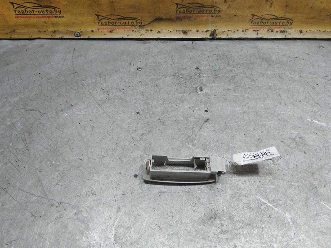 Фонарь салона (плафон) YSXP33 Volkswagen Passat - Фото 2