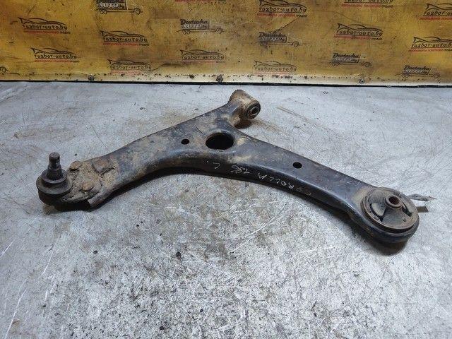 Рычаг передний левый YHJRHD Toyota Corolla Verso