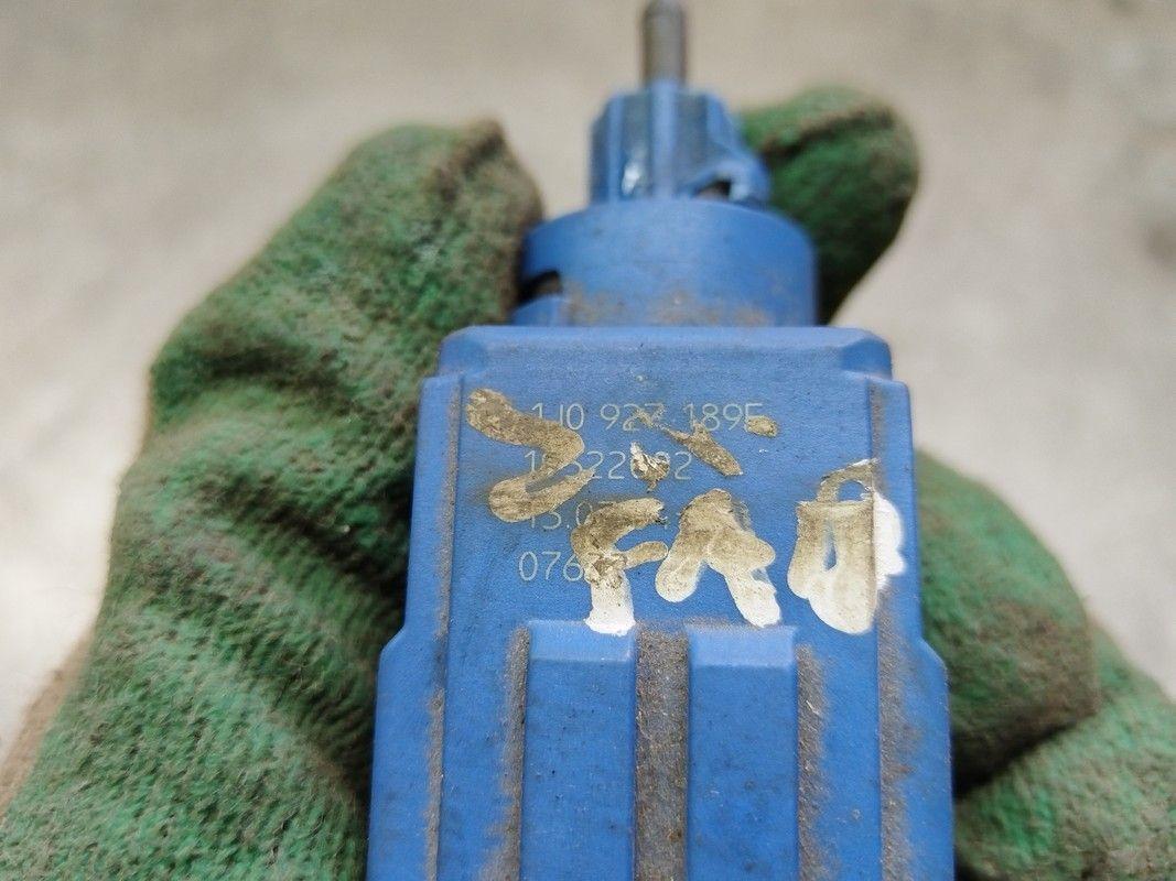 Датчик педали тормоза (лягушка) ULF0JD Skoda Fabia - Фото 3