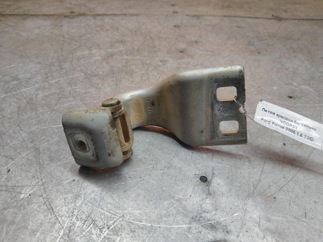 Петля крышки багажника VCQR58 Ford Focus купить
