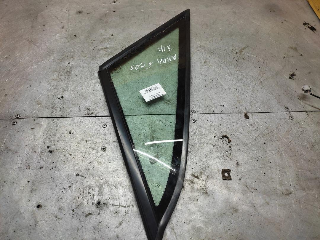 Стекло кузовное боковое правое MSP7ZV Audi 80 - Фото 1