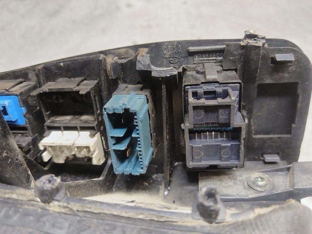 Блок управления стеклоподъемниками 9HMAJ8 Peugeot 406 купить с доставкой