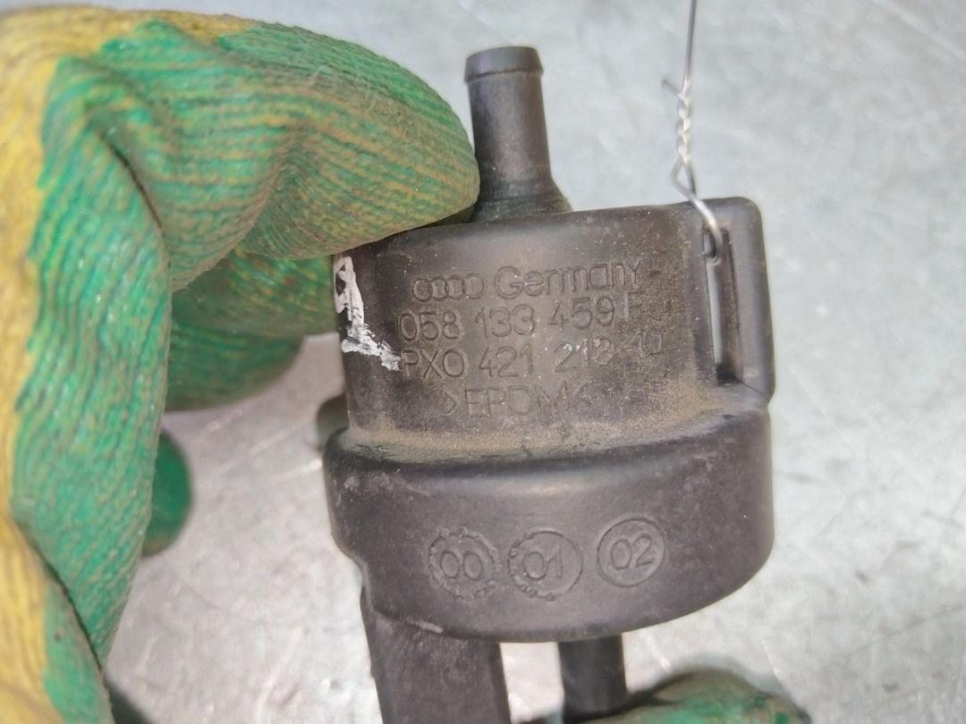 Клапан вентиляции топливного бака P84UPG Volkswagen Passat - Фото 3