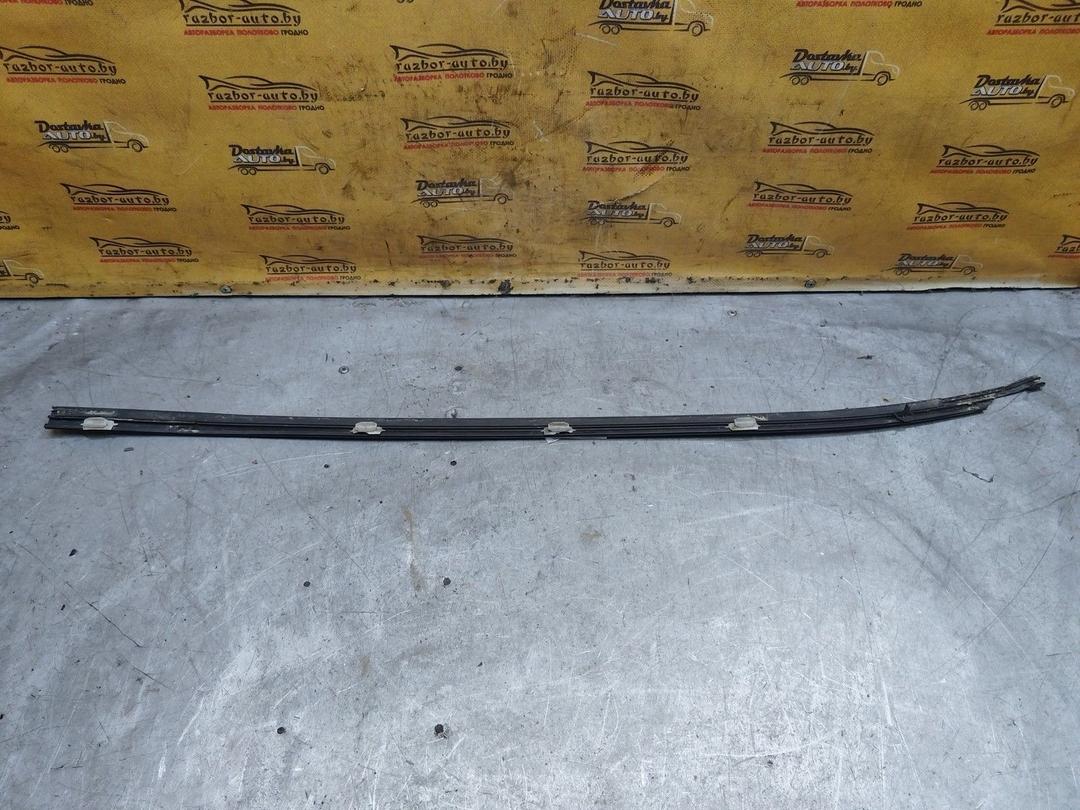 Молдинг стекла лобового BD9E50 Renault Laguna купить