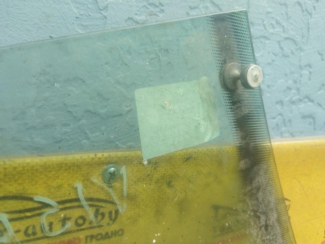 Стекло двери задней левой JB9YW1 Audi 80 купить на авторазборке