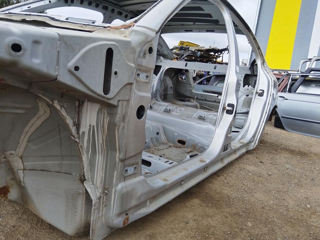 Стойка кузовная передняя левая ZNOSHW Saab 9-3 купить в магазине запчастей бу