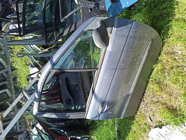 Стекло двери передней правой 2F7BEC Renault Scenic