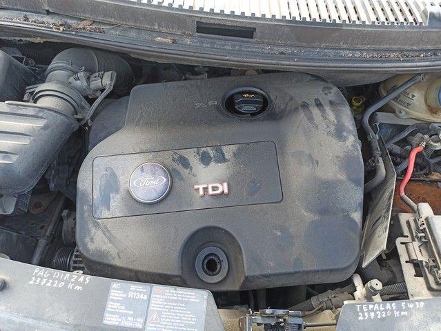 Декоративная крышка двигателя P37XHC Ford Galaxy купить