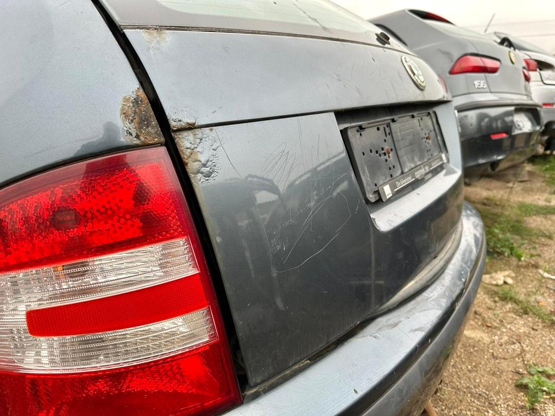 Крышка багажника (дверь 3-5) XPMUQK Skoda Fabia undefined