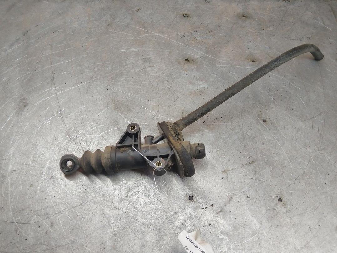 Цилиндр сцепления главный A8UWI5 Ford Mondeo