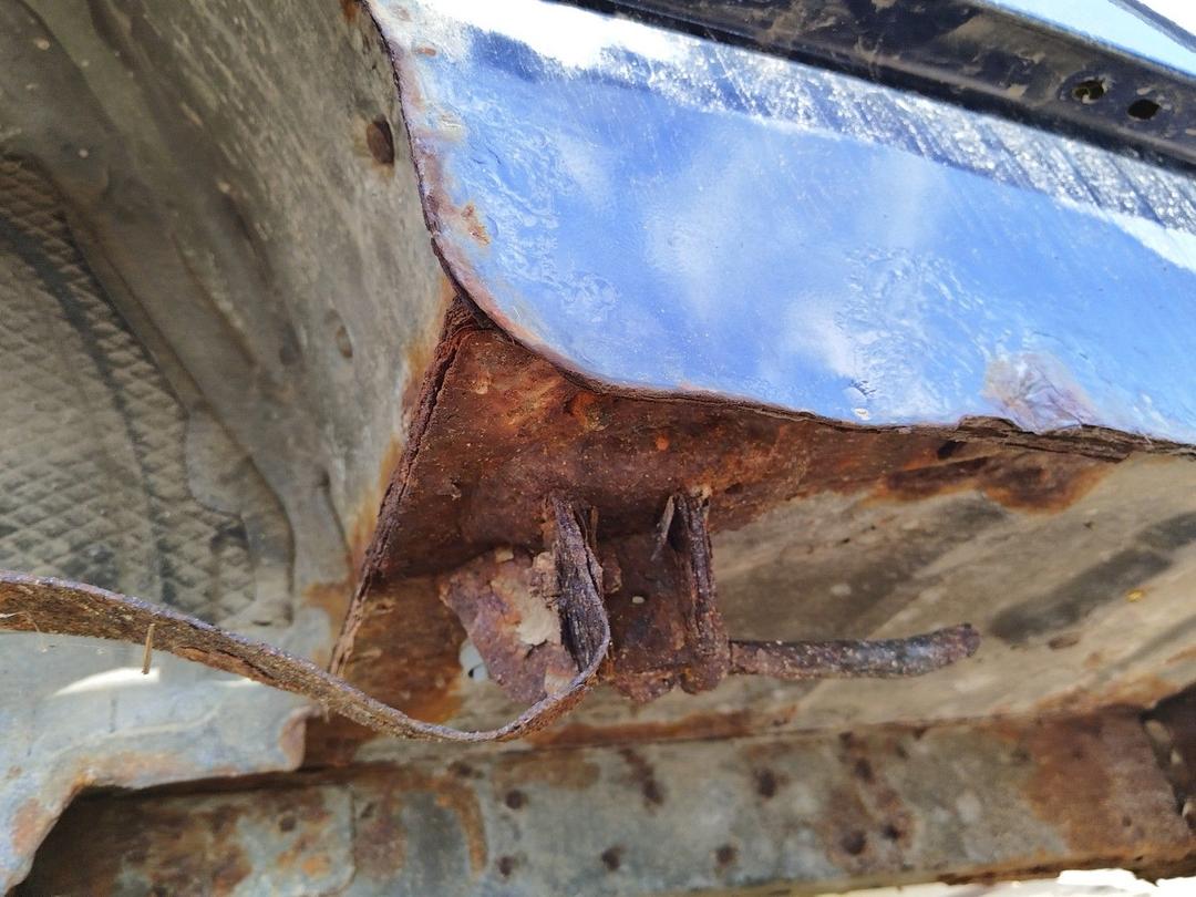 Крыло заднее левое PVIVWX Peugeot 607 undefined