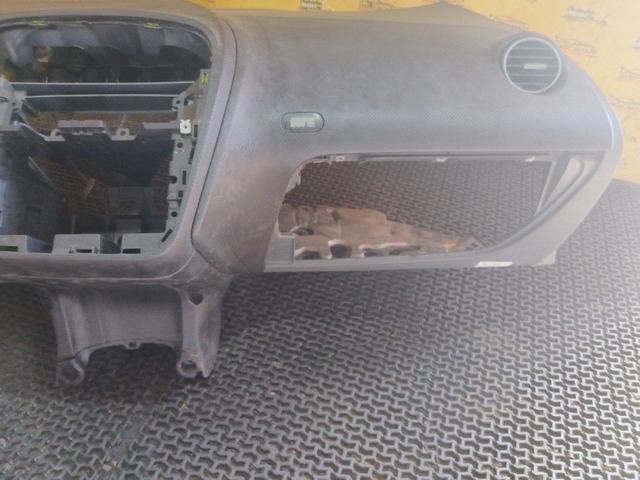 Панель передняя салона (торпедо) EOQ5NA Seat Altea купить в магазине запчастей бу