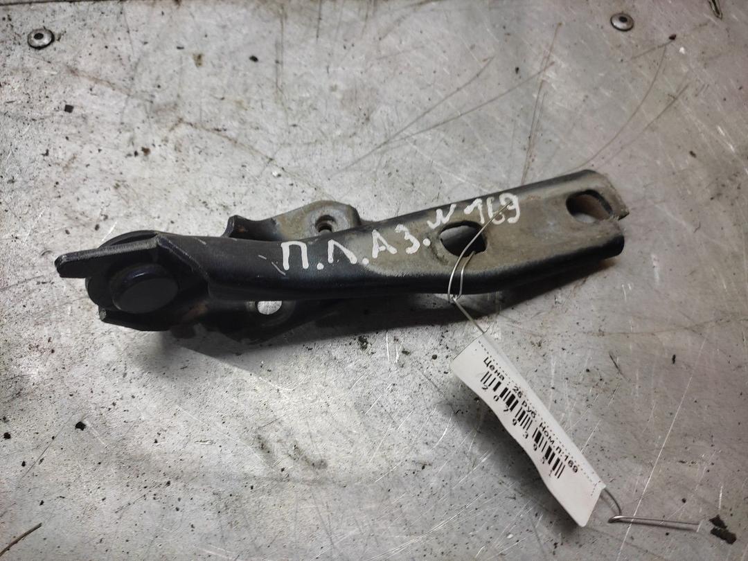 Петля капота DHY4EV Audi A3 - Фото 1