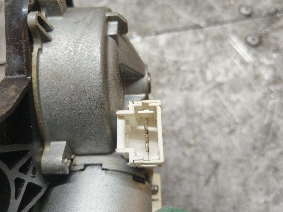 Моторчик заднего стеклоочистителя (дворника) U7W8VA Renault Espace - Фото 6