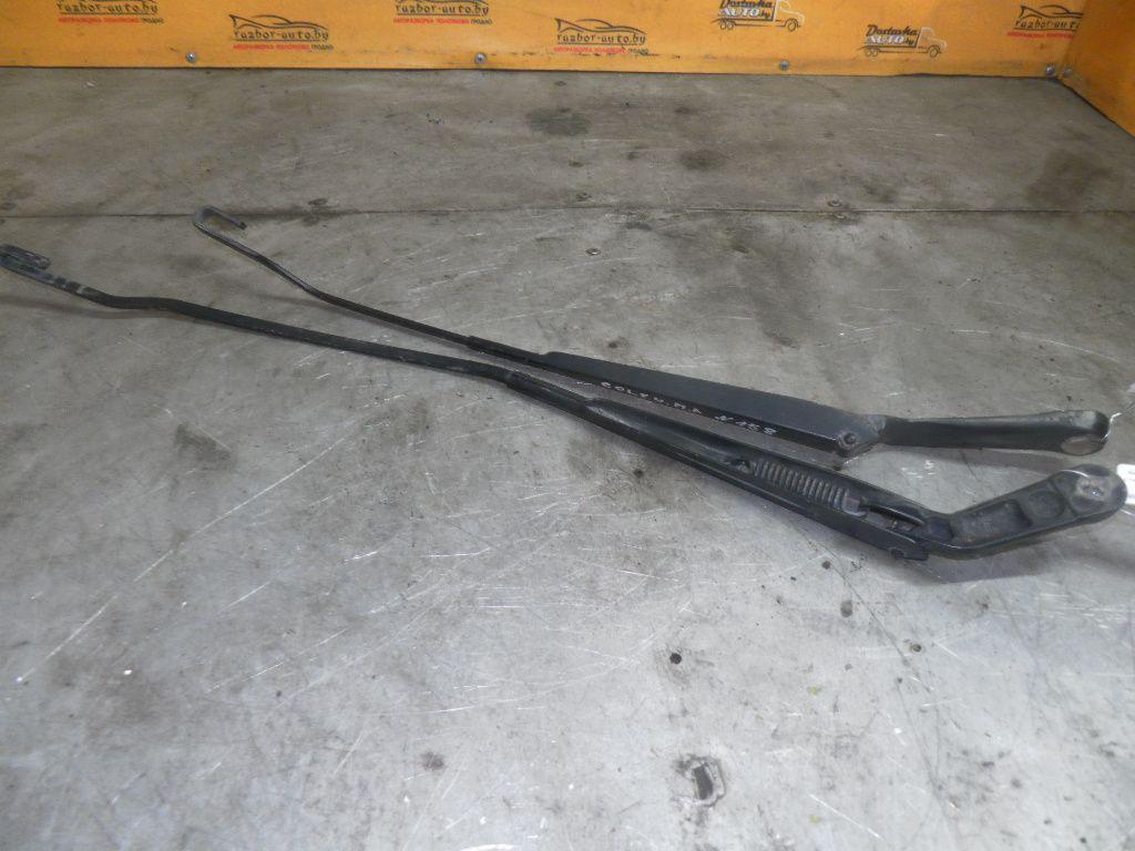 Щеткодержатель (поводок стеклоочистителя, дворник) RUS4OX Volkswagen Golf