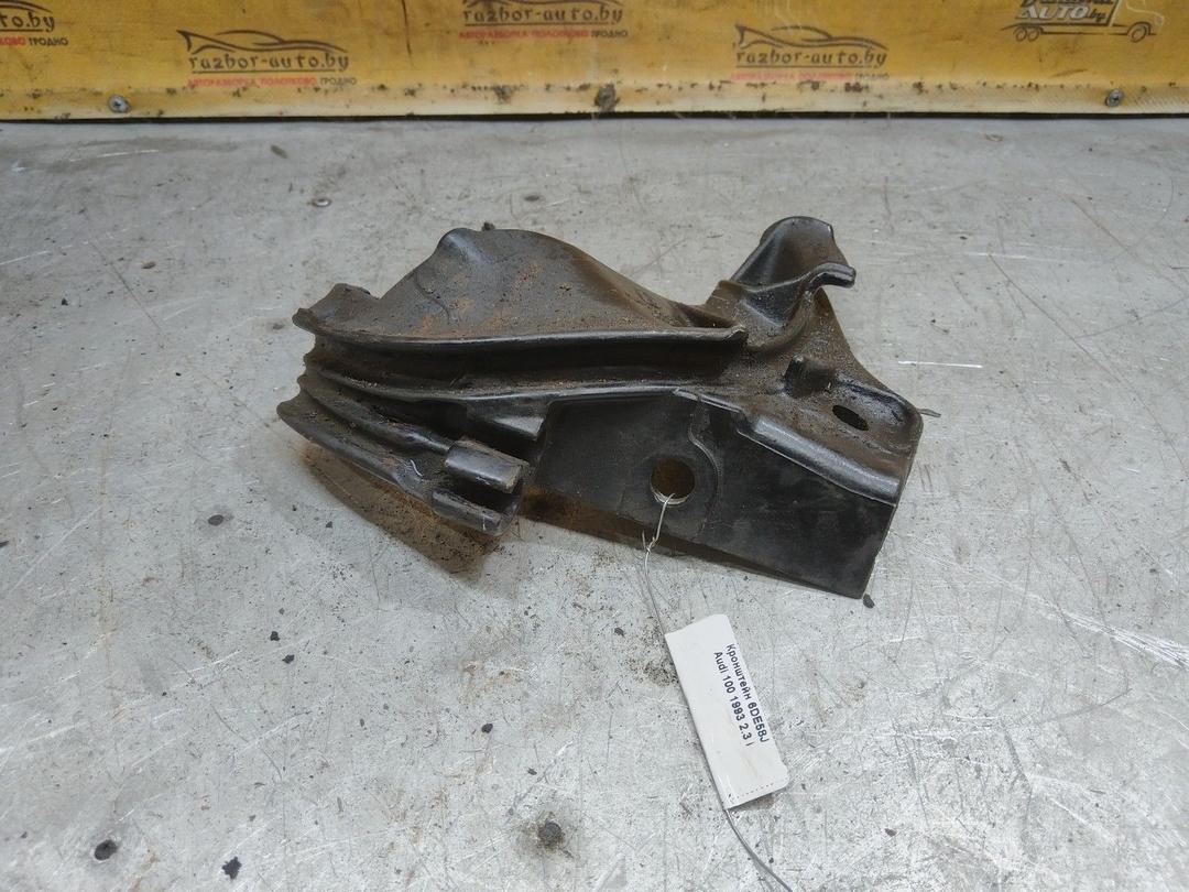 Кронштейн 6DE58J Audi 100 купить