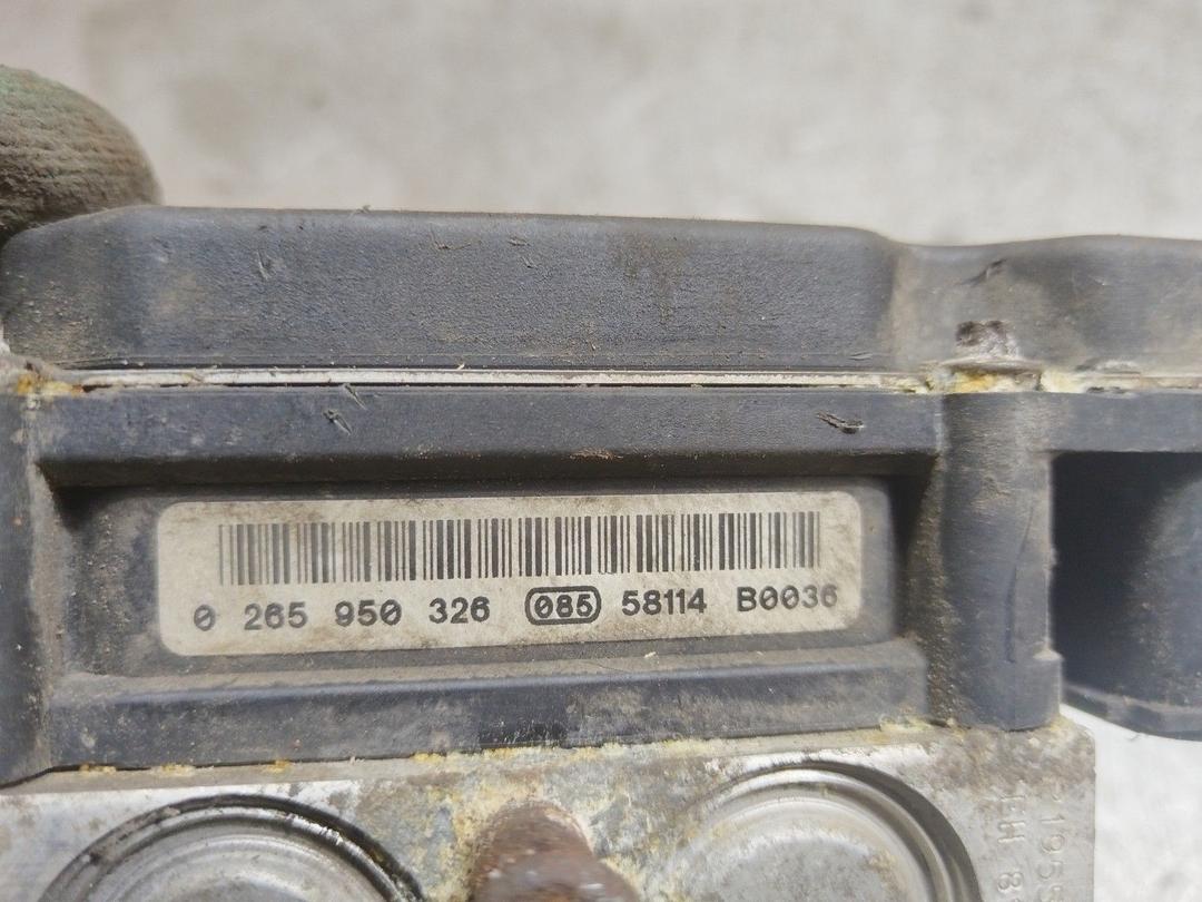 Блок ABS 17A406 купить с доставкой. Огромный выбор запчастей и марок авто. У нас есть практически все.